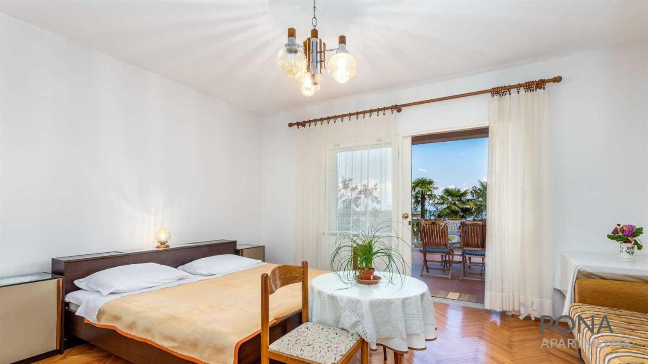 Rona Apartments Ani Ičići Екстериор снимка